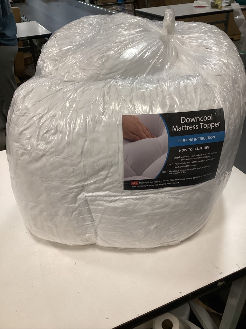 Condition photo showing As Is for DOWNCOOL 3 Inch Queen Mattress Topper – Cooling Memory Foam Mattress Topper for Back Pain Relief, Breathable Bamboo Viscose Air Layer, 1700 GSM Fill, Deep Pocket Fits 8–21 Inch