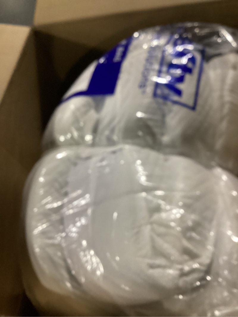 Condition photo showing New/Like New for ELEMUSE 3 Inch Gel Memory Foam Mattress Topper King Size Pressure-Relieving Mattress Topper for Back Pain,Non-Slip Design with Removable & Washable Cover, CertiPUR-US White King 3 Inch