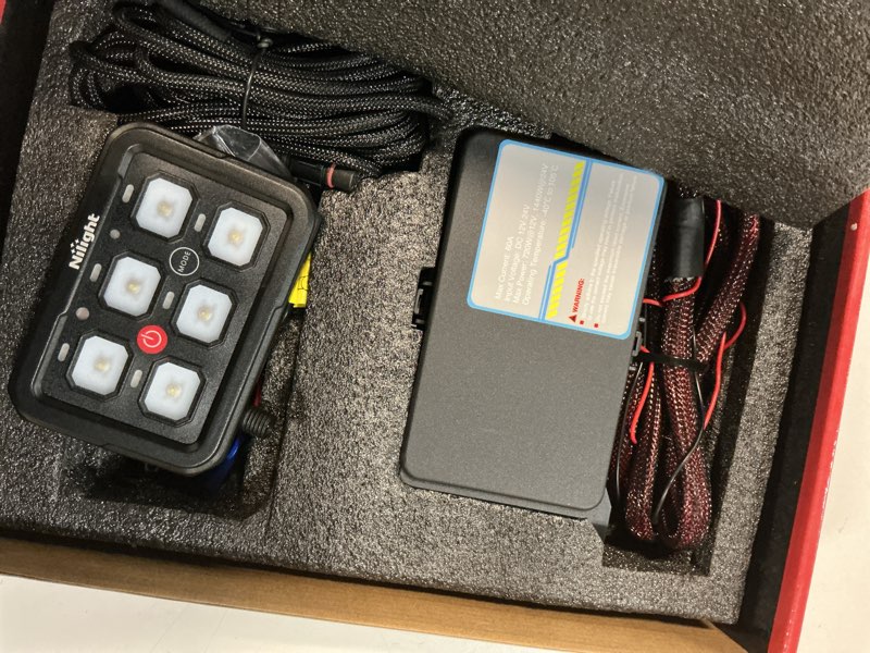 Condition photo showing New/Like New for Nilight 6 Gang Switch Panel Green Circuit Control Relay System with Fuse Wiring Harness Toggle Momentary Strobe Flash Modes Automatic Dimmable ON Off Pod 12V 24V for Car Truck Camper SUV Green 6 Gang Switch 4 Modes
