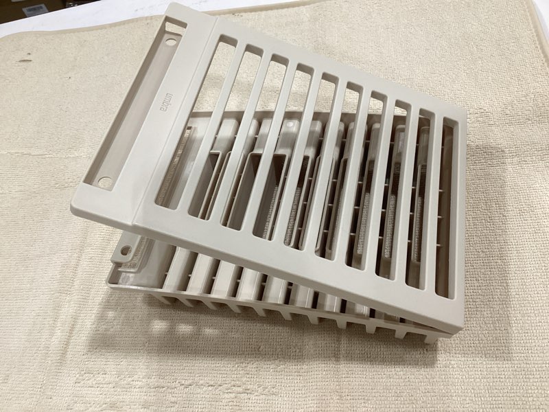 Condition photo showing As Is for drying mat with mat for dishes