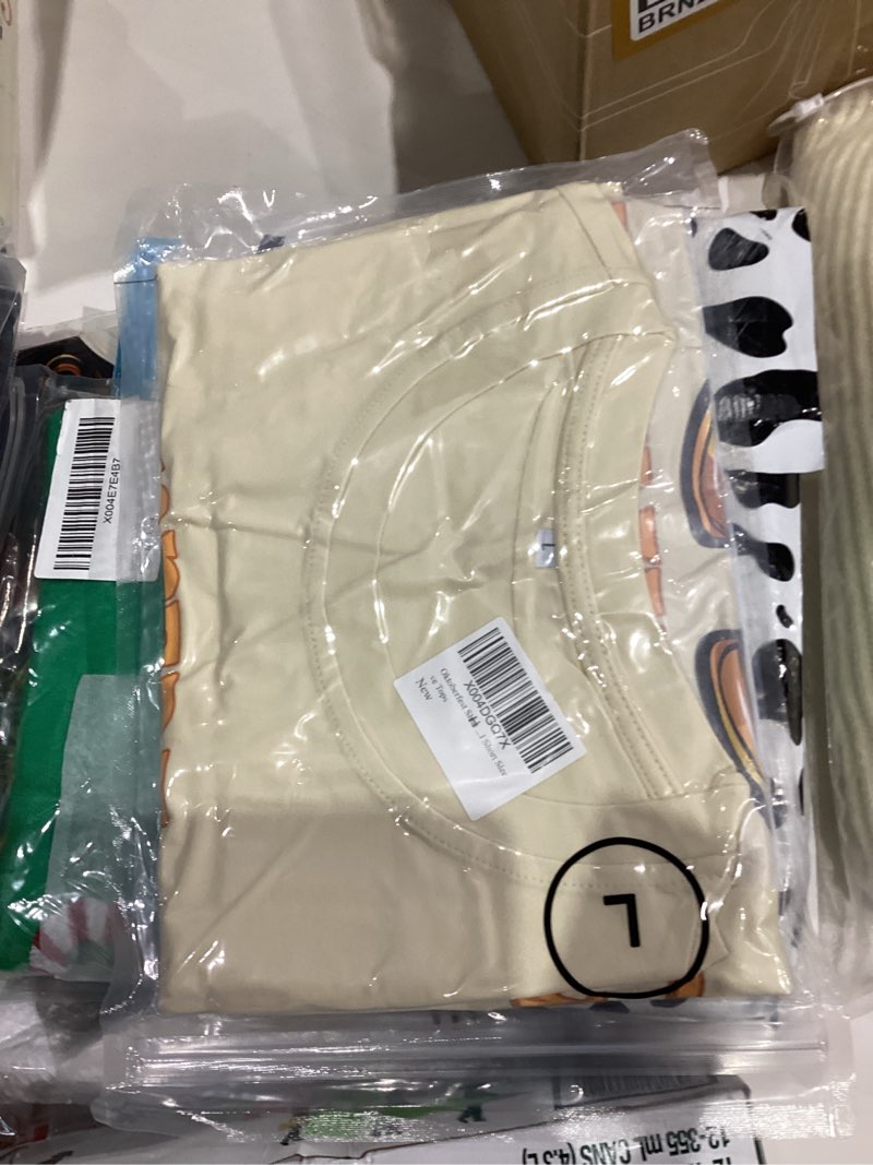 Condition photo showing New/Like New for Oktoberfest Shirt Women German Shirts - Womens October Festival Costume Oktoberfest Outfits Casual Short Sleeve Tops New Apricot Large