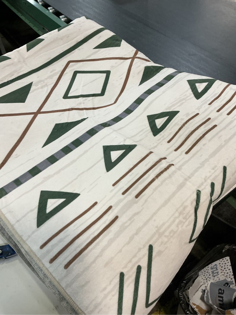Condition photo showing As Is for (unknown size)(the color is different)area rug for living room 9x12: large washable boho moroccan rugs geometric neutral rug, non-slip foldable morden farmhouse indoor floor carpet for bedroom dining table home(brown green,9'x12') brown/green 9' x 12' (rectangular)