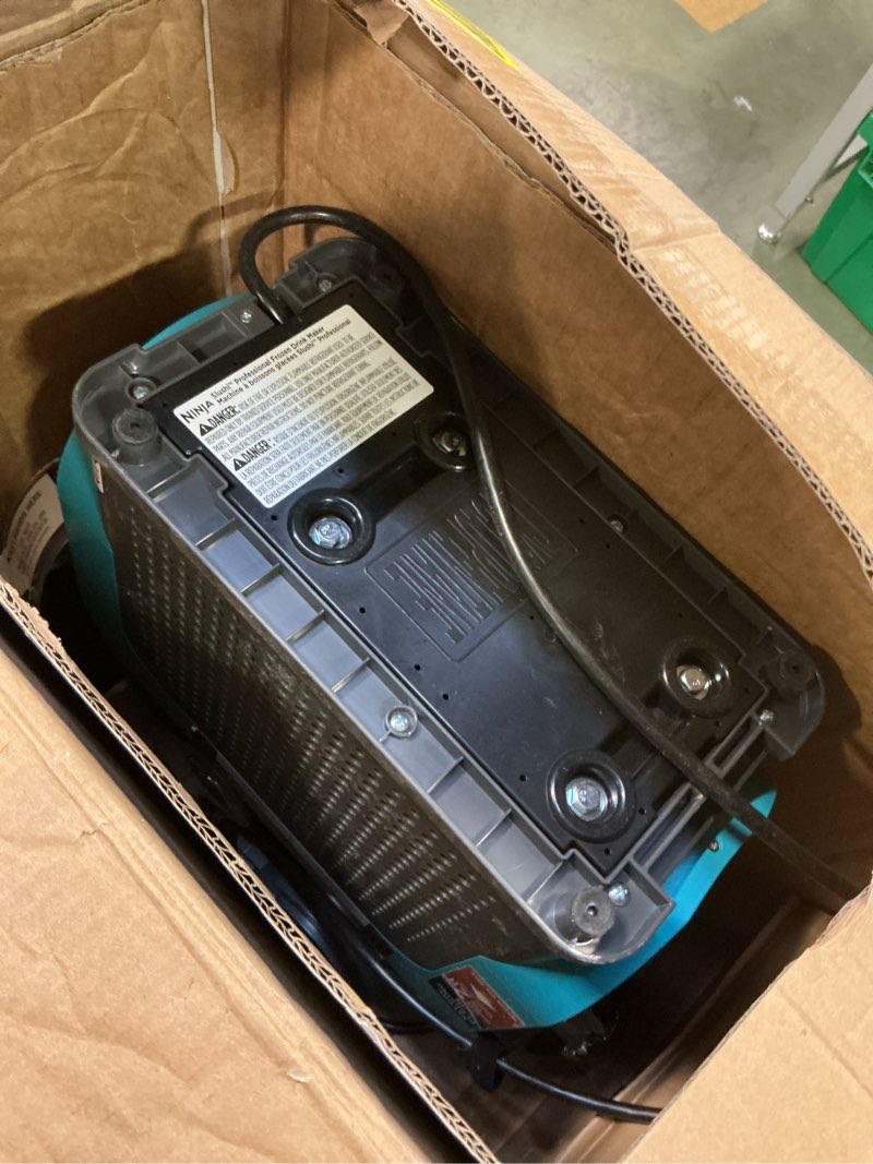 Condition photo showing Good Condition for Ninja SLUSHi Professional Frozen Drink Maker with RapidChill Technology, 88 oz. Frozen Drink & Slushie Machine, 2 Preset Programs, Frozen Margaritas, and More, Premium Accents, Teal, FS299