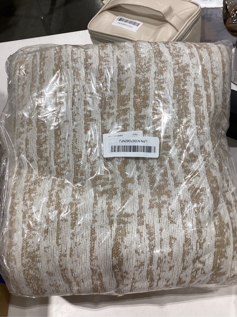 Condition photo showing Good Condition for erke couch cover sheet blanket for 4 seater oversized sofa sectional, machine washable chenille slipcover, 4-seat l shape u-shaped extra large slip covers furniture decor protector texture coffee 71" x 150"