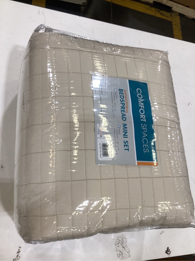 Condition photo showing New/Like New for comfort spaces ivory oversized king quilt set 120"x118" bedspread quilted summer lightweight microfiber bedding coverlet with double sided stitching soft all season cozy 3 piece with matching shams ivory oversized bedspread king(120\"x118\") plaid