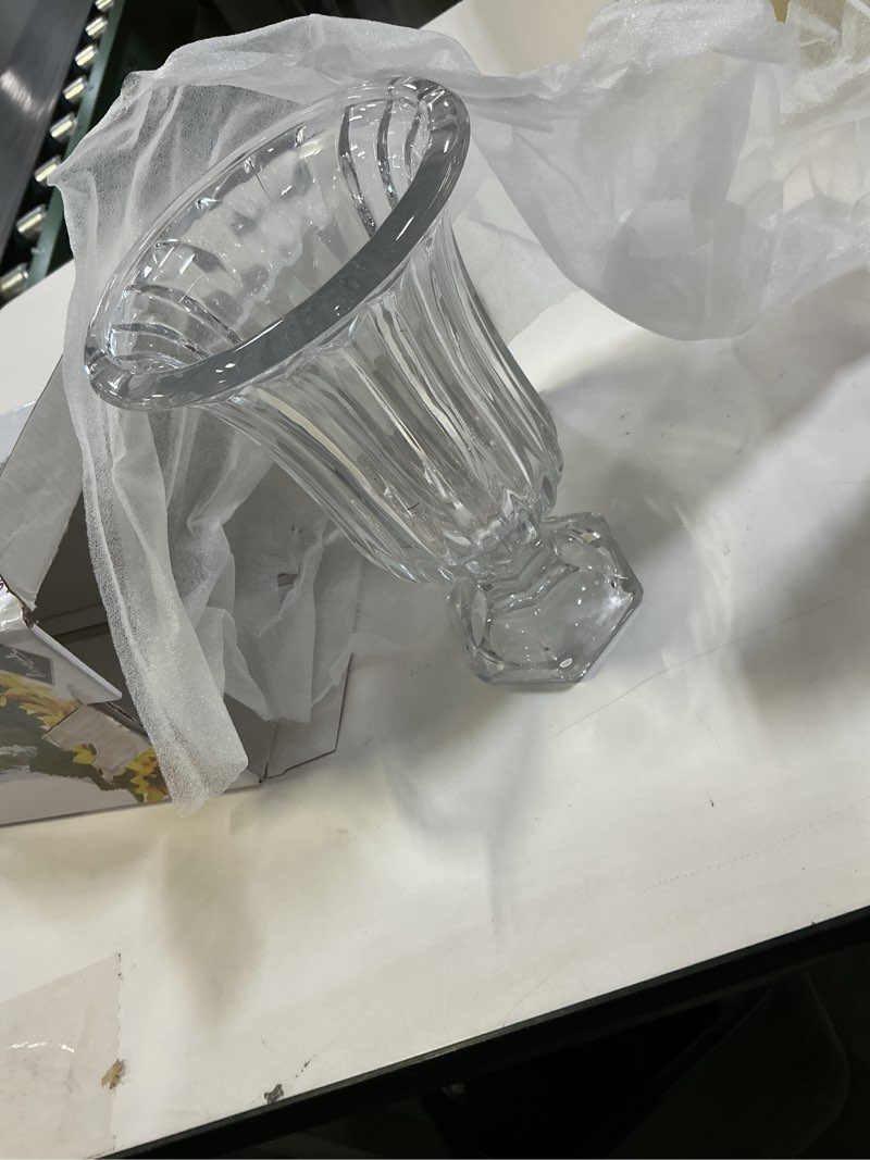 Condition photo showing As Is for Glasseam Ribbed Glass Vase for Flowers, 7.5in Tall Vases for Centerpieces, Modern Crystal Clear Vase Set of 12, Decorative Flower Vases for Decor, Fluted Footed Urn for Wedding Dining Table Decoration 12 Large