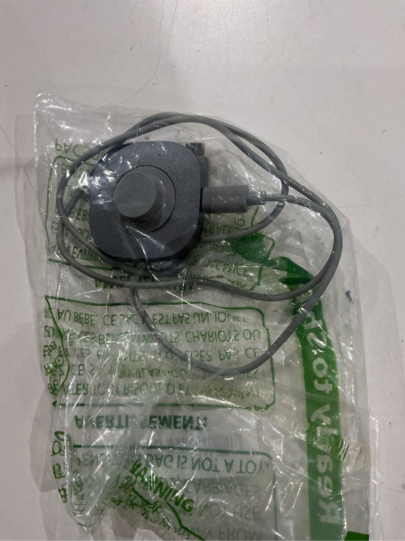 Condition photo showing Good Condition for charger compatible with ring gen 4 size 9, fast charging dock with usb-c cable (not compatible with ring gen 3)