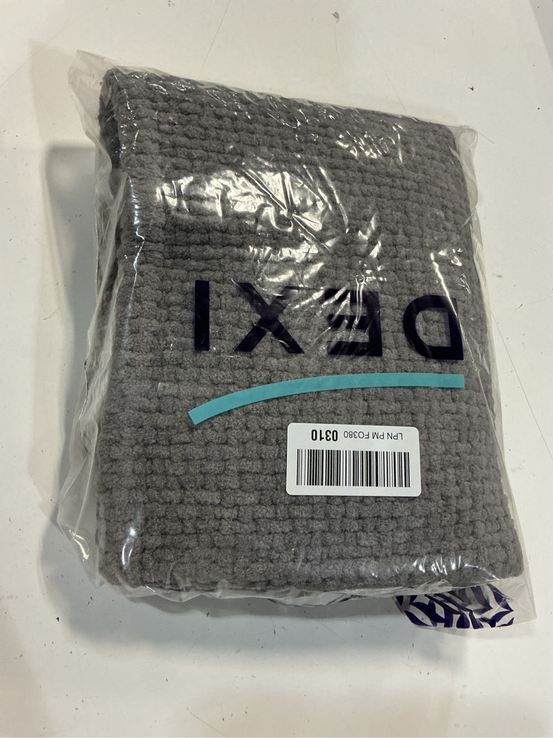 Condition photo showing Good Condition for dexi bathroom rugs 16x24, non slip washable bath mat, absorbent chenille bathmat, ultra soft thick carpet for tub shower floor, grey 1'4" x 2' (rectangular) grey