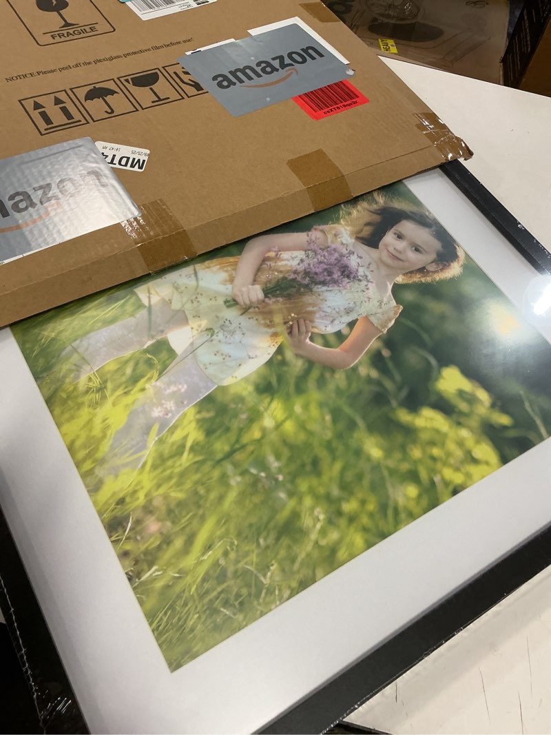 Condition photo showing New/Like New for 20x20 Black Picture Frame Mat for 16x16 Photo Wall Mounting Poster Frame-1pcs Black 20x20