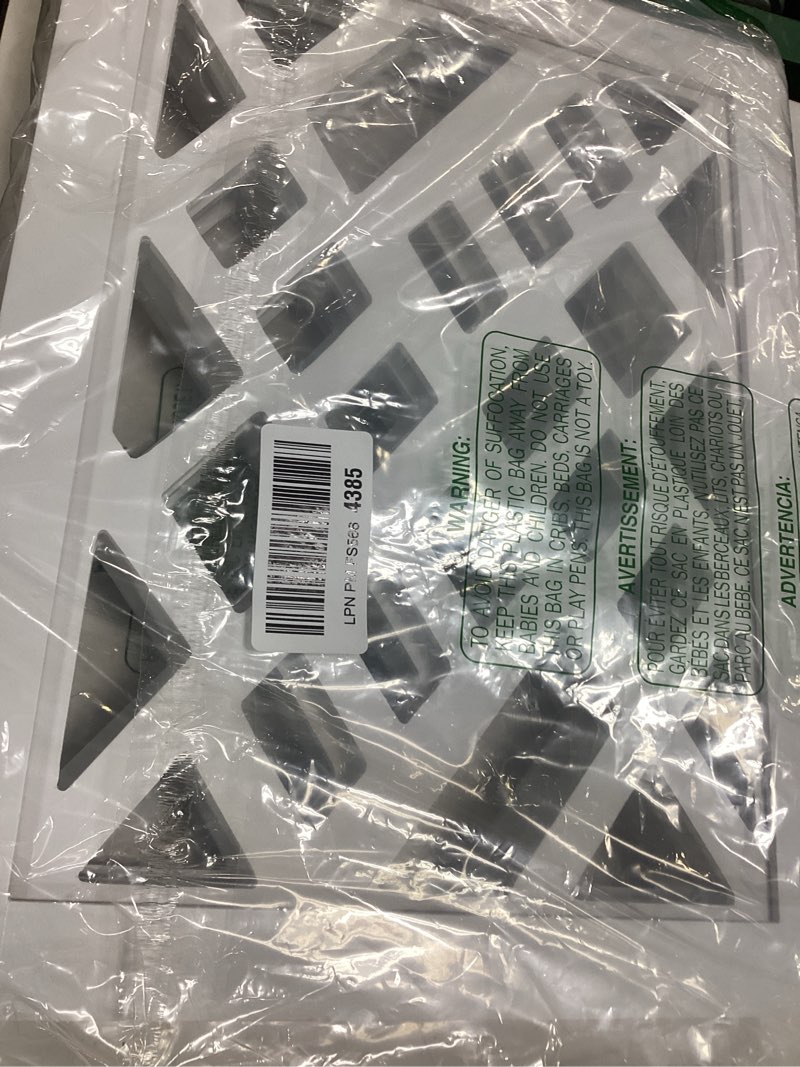 Condition photo showing Good Condition for Cut-Out Design 16" Short Dog Gate for Small Dogs, Foldable Retractable Puppy Gate Indoor - Freestanding Lightweight Pet Barrier for Doorways, Stairs, Hallways (Extends to 41", White) H:16" / W:4"-41"