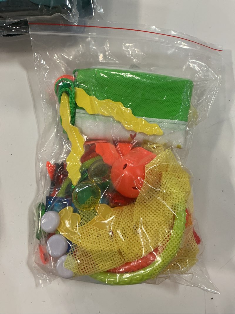 Condition photo showing New/Like New for large 30pc kids pool toy kit