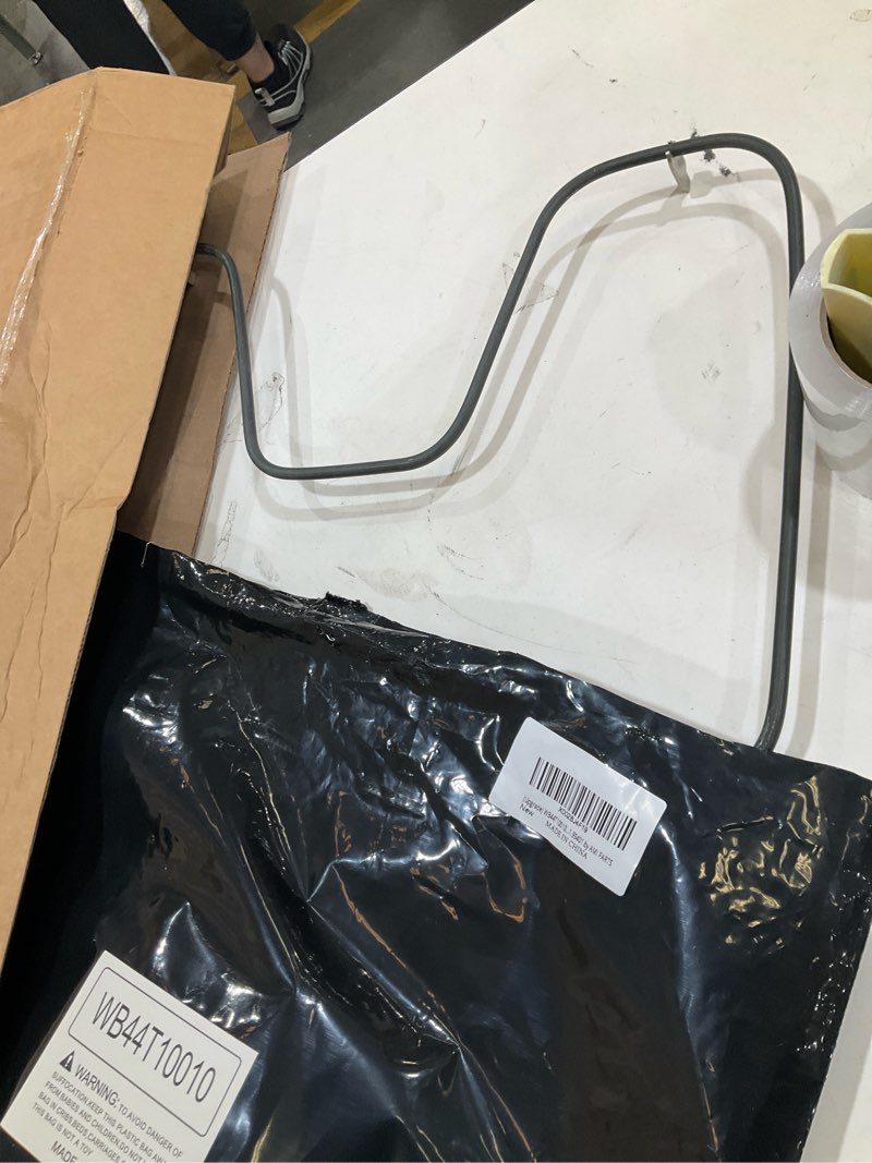 Condition photo showing New/Like New for (Upgrade) WB44T10010 Range Oven Stove Bake Heating Element Replacement Fit for G-E Oven Stove JBS55WK JBS55WJ JBP68WD JBP24BH JBP24BB JB600WD 911.93489 911.93407 911.93402 911.93401 by AMI PARTS