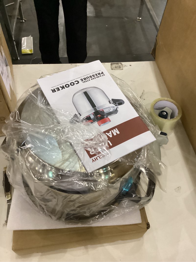 Condition photo showing New/Like New for 18/8 Stainless Steel Pressure Cooker 12 Quart, [One-Hand Locking] Olla de Presion, [3-In-1] Pressure Cooker, Induction Compatible, Gas Stovetop Compatible,Includes Glass Lid & Steamer Rack 12 Quarts