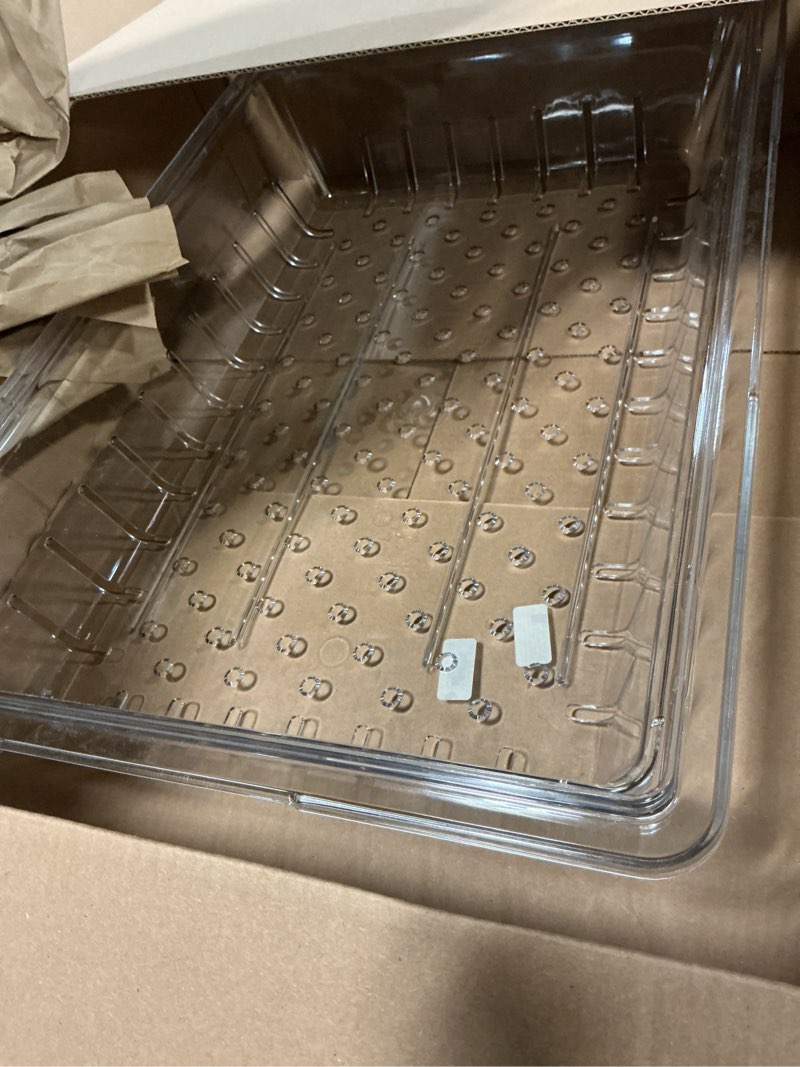Condition photo showing Good Condition for carlisle foodservice products storplus food storage container colander with stackable design for catering, buffets, restaurants, polycarbonate (pc), 26 x 18 inches, clear