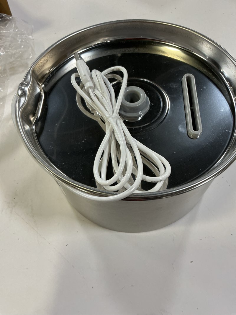 Condition photo showing Good Condition for cat water fountain stainless steel - 74oz/2.2l automatic large pet watering bowl dispenser for indoor dogs - drinking fountains with 3 filter, gifts for cats and kitty - dog waterer bowls no spill 2.2l+3filters+3sponges