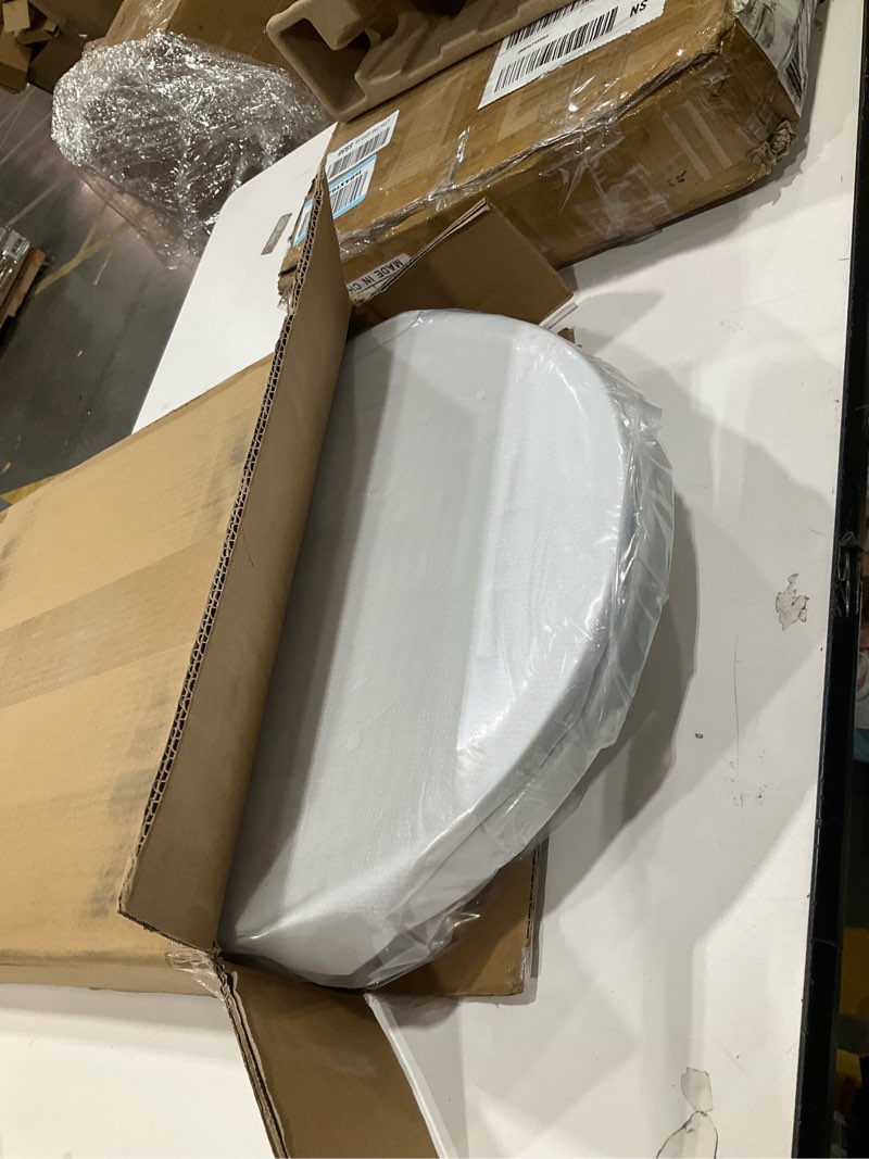 Condition photo showing Good Condition for clirass round bidet toilet seat with quiet-close, non-electric bidet mode with dual nozzles, fit round toilet seat, adjustable water pressure with brass inlet (round)