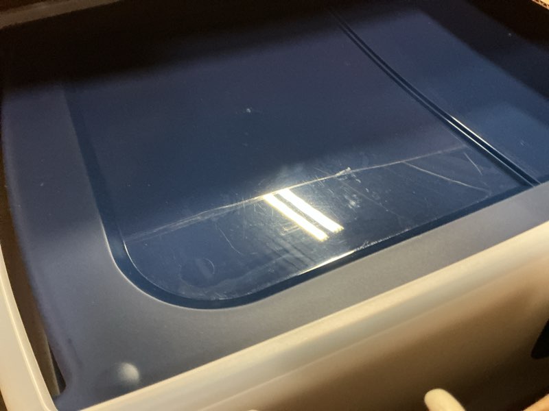 Condition photo showing Good Condition for iris usa xx-large side entry cat litter box, open top extra large litter box for big cats and multi-cat households, high sided scatter shield, easy to clean, 30" l x 20" w x 14" h, navy xxl side entry navy