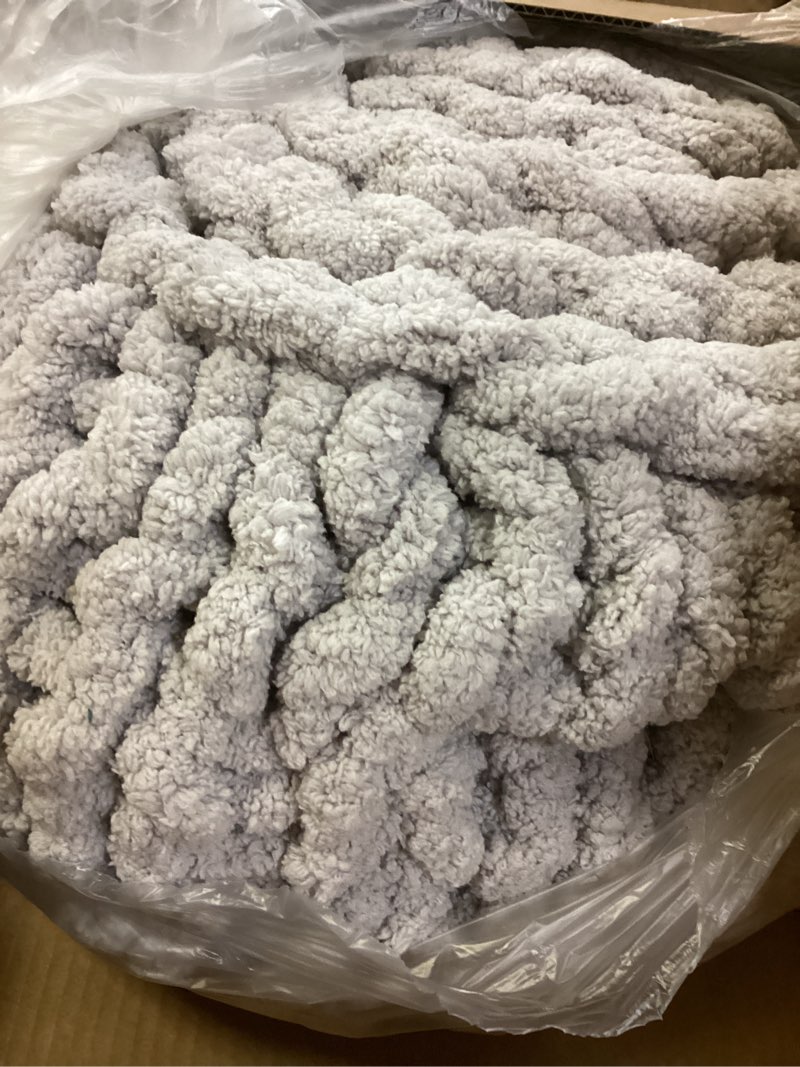 Condition photo showing Good Condition for chunky knit blanket throw 40"×40", hand knitted warm chenille throw blanket, home decor soft thick yarn cable knit blanket, soft breathable fleece banket christmas for couch bed sofa best gift (gray) 40"x40"(small size throw? gray