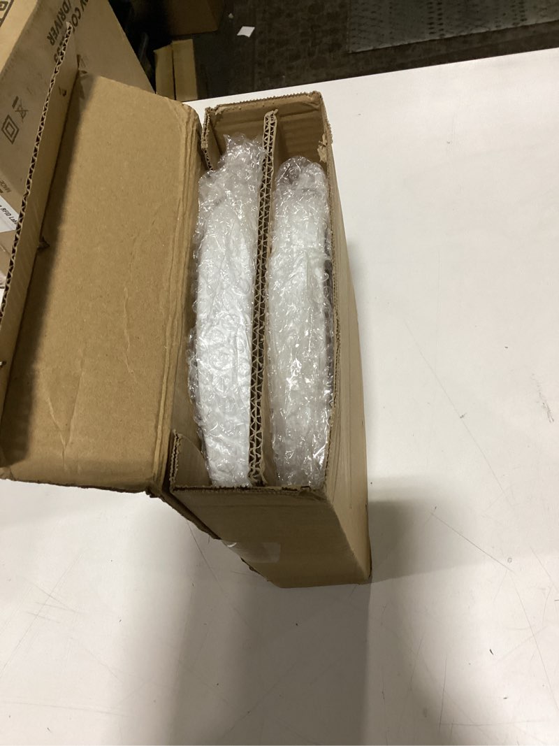 Condition photo showing New/Like New for 9 inch matte white ceramic plant saucer set of 2 with plant saucer mat 9 inch (2 pack) white