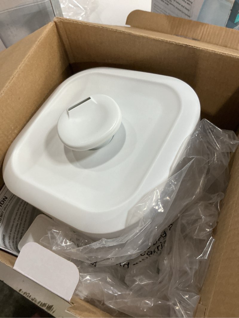 Condition photo showing Good Condition for safety 1st easy-fill cool mist humidifier, white