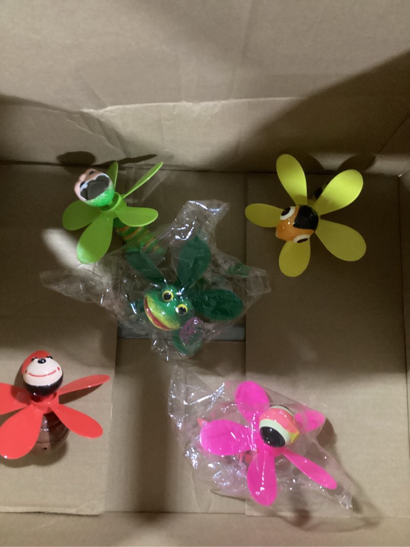 Condition photo showing As Is for 5-pack 3d insect wind spinners for yard and garden - colorful spring-loaded pinwheels - bee, dragonfly, frog, ladybug whirligigs - decorative outdoor yard art for lawn, patio & potted plants