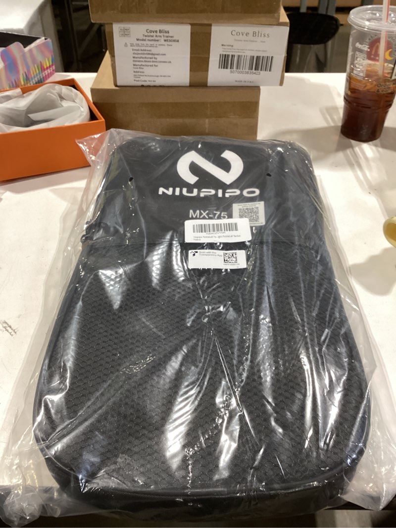 Condition photo showing New/Like New for niupipo Pickleball Paddles Set of 2/4/1, USAPA Approved Graphite Carbon Fiber Pickleball Rackets, Polypropylene Honeycomb Core, Cushion 4.72In Grip, Bag/Cover, Pickle Ball Paddle Set for Men Women Black & Blue