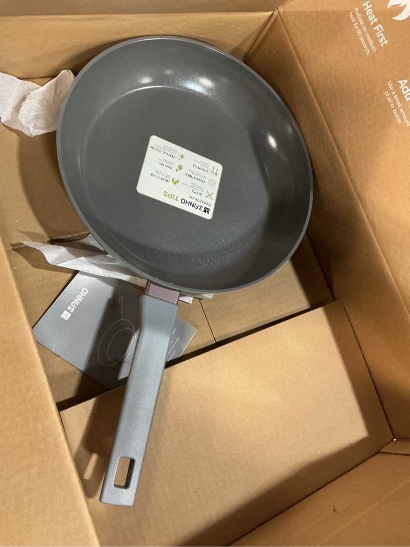 Condition photo showing Good Condition for Sanho 12 Inch Nonstick Frying Pan, PFAS & PFOA Free Ceramic Coating, Induction Compatible Cookware, Stay-Cool Bakelite Handle, Gray 12"