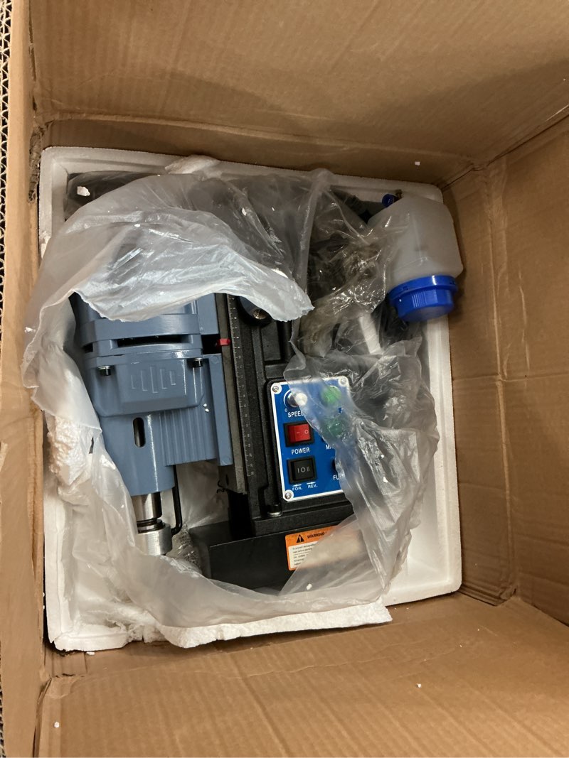 Condition photo showing New/Like New for ZELCAN Magnetic Drill Press with 6 Drill Bits, 1550W Mag Drill Press with 2" Dia. 3125 lbf/13900N Mag Force, 650 rpm Power Magnetic Drill with Stepless Speed & Reversible Direction for Metal Surface Updated 1550W/2" with 6 Drill Bits