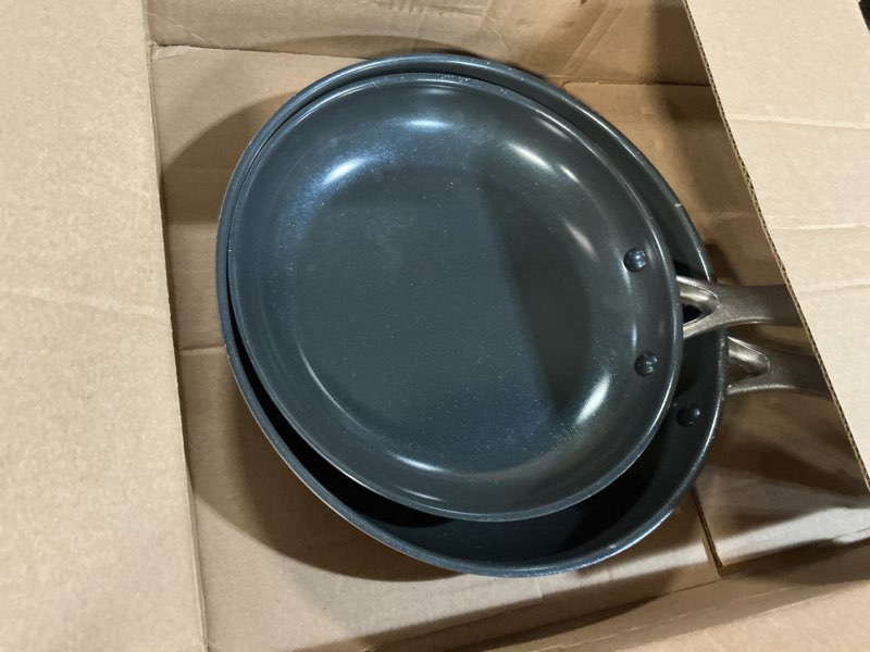 Condition photo showing Good Condition for blue diamond 9.5” & 11" nonstick frying pan skillet set, diamond infused pfas-free ceramic, dishwasher & oven safe, stainless steel handle, durable non toxic metal utensil safe, egg & omelet pans,blue blue 9.5" and 11" frying pan skillet set