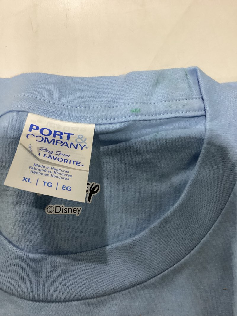 Condition photo showing As Is for The aristocats shirt size adult xl