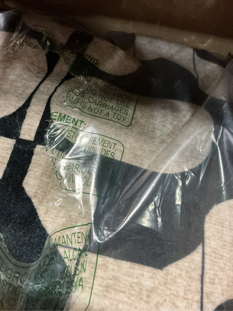 Condition photo showing Good Condition for Latte&Fog 3x5 Entryway Rug, Vintage Washable Area Rug, Boho Non Slip Low Pile Throw Carpet for Indoor Bedroom Bedside, Kitchen, Entry and Living Room - Black Beige Black Beige 3' x 5' (Rectangular)