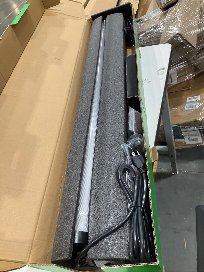 Condition photo showing Good Condition for vivosun lumaray under canopy grow light, full spectrum dimmable led grow lights for grow tents, greenhouses, sgs compatible, 100w, 3.28 ft, 2 pack