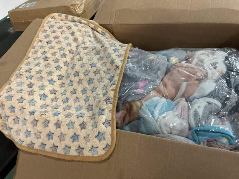 Condition photo showing Good Condition for 52 Pcs Dog Blankets for Small Dog 24" x 16", Soft Fluffy Fleece Washable Sleep Mat Paw Print Pattern Fleece Blankets for Pets Throw Warm Bed Mat for Pet Puppy Cat, 26 Style