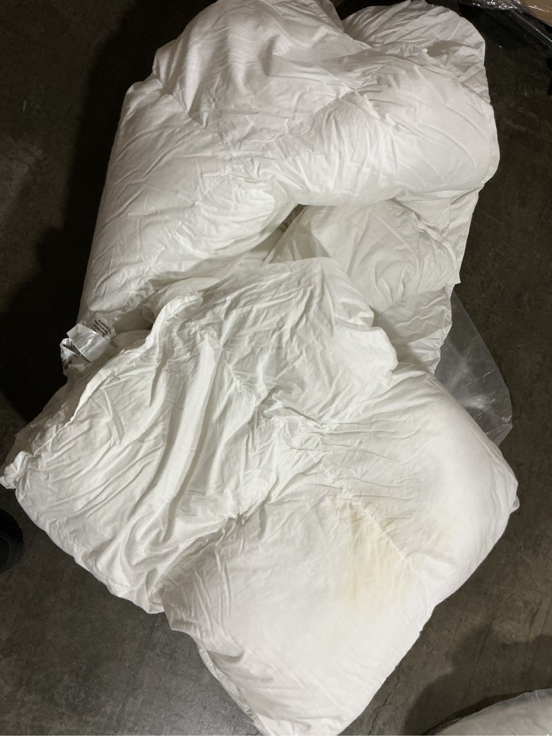 Condition photo showing As Is for pintuck comforter, full/queen, white