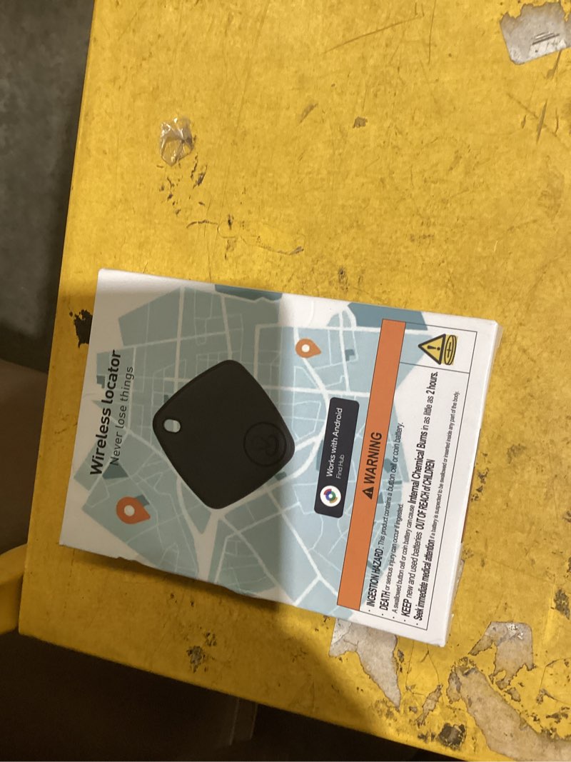 Condition photo showing Good Condition for air tags for android,air tags-4 pack android,2 year battery life,air tracker tags with 4 case,google find trackers for google's find hub app,ip65 waterproof luggage tracker for keys black