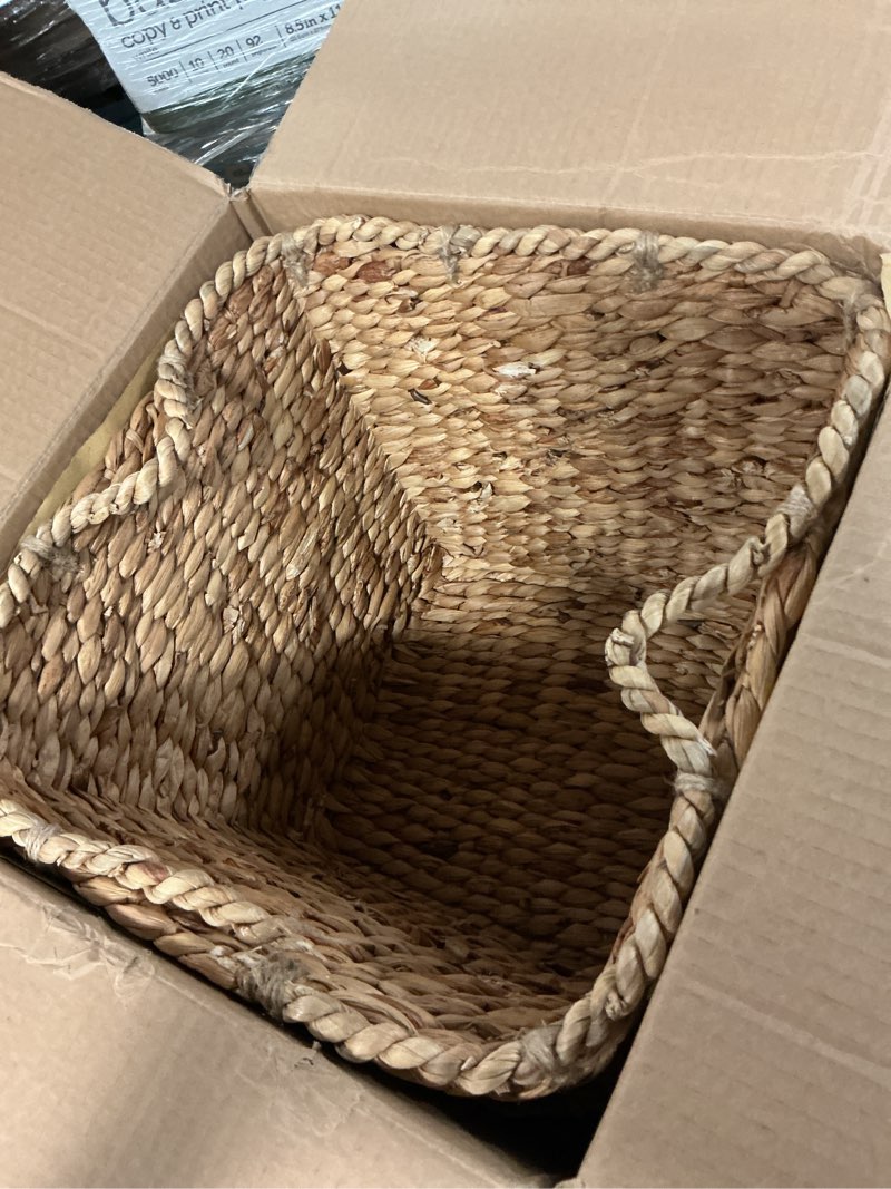 Condition photo showing Good Condition for better homes & gardens square tapered water hyacinth basket  set of 2
