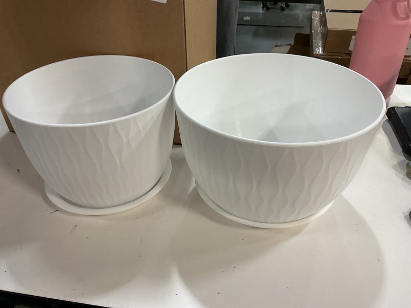 Meowell Large 12/10/9 Inch Planters, 2 Pack Wide Planters for Indoor and Outdoor Plants with Water Ripple Design, Large Plastic Flower Pots with Drainage Holes and Saucers for Home Garden Plants, White