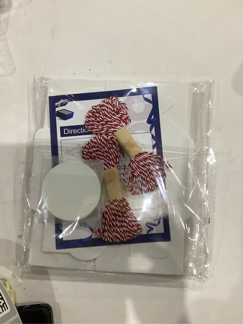 Condition photo showing New/Like New for COTOPHER 18Pcs Christmas Cookie Boxes with Window, 4x4x2.5 inch White Bakery Boxes for Gift Giving, Mini Cake Boxes Holiday Pastries Boxes for Cakes Muffins Donuts Chocolate Strawberries 4x4x2.5 inch -White -18pcs