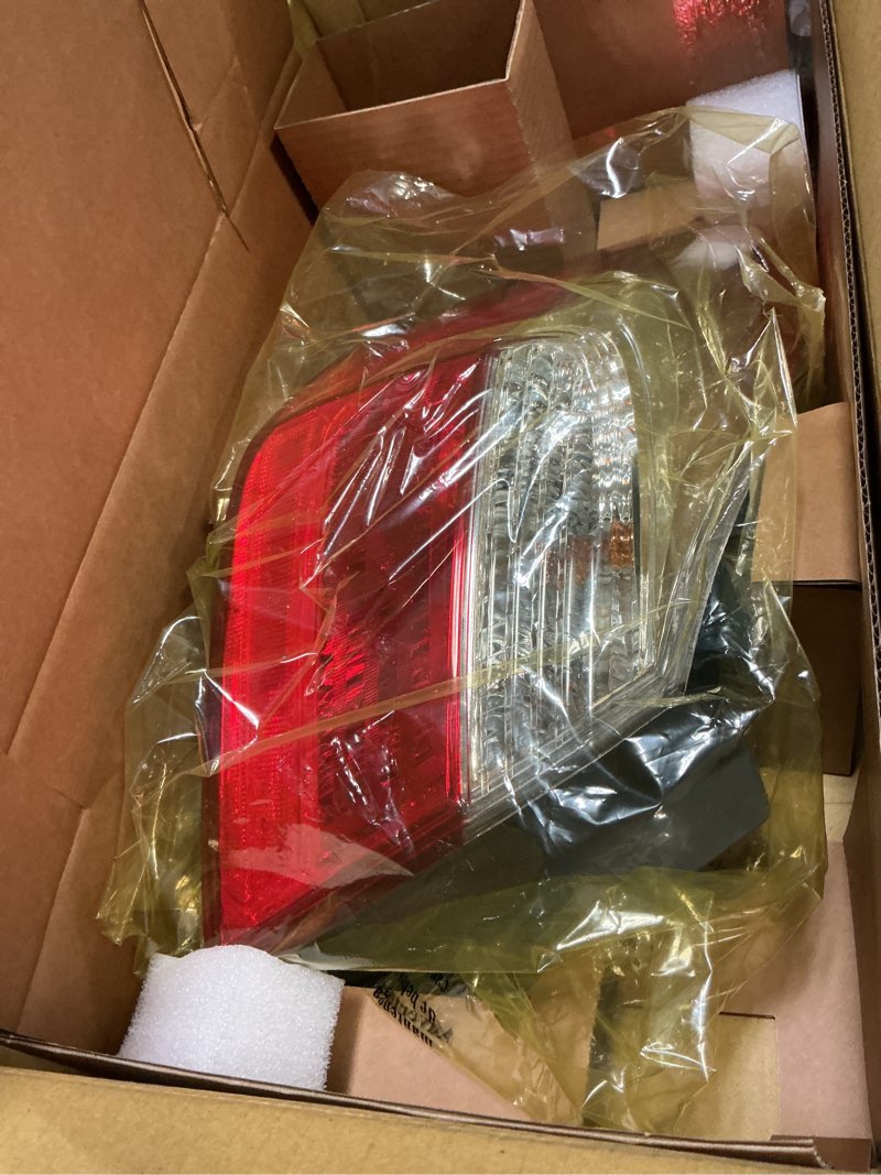 Condition photo showing Good Condition for For 2013-2015 Honda Accord Rear Tail Light Driver Side Outer Sedan HO2804101 EX|LX|Sport | 33550-T2A-A01