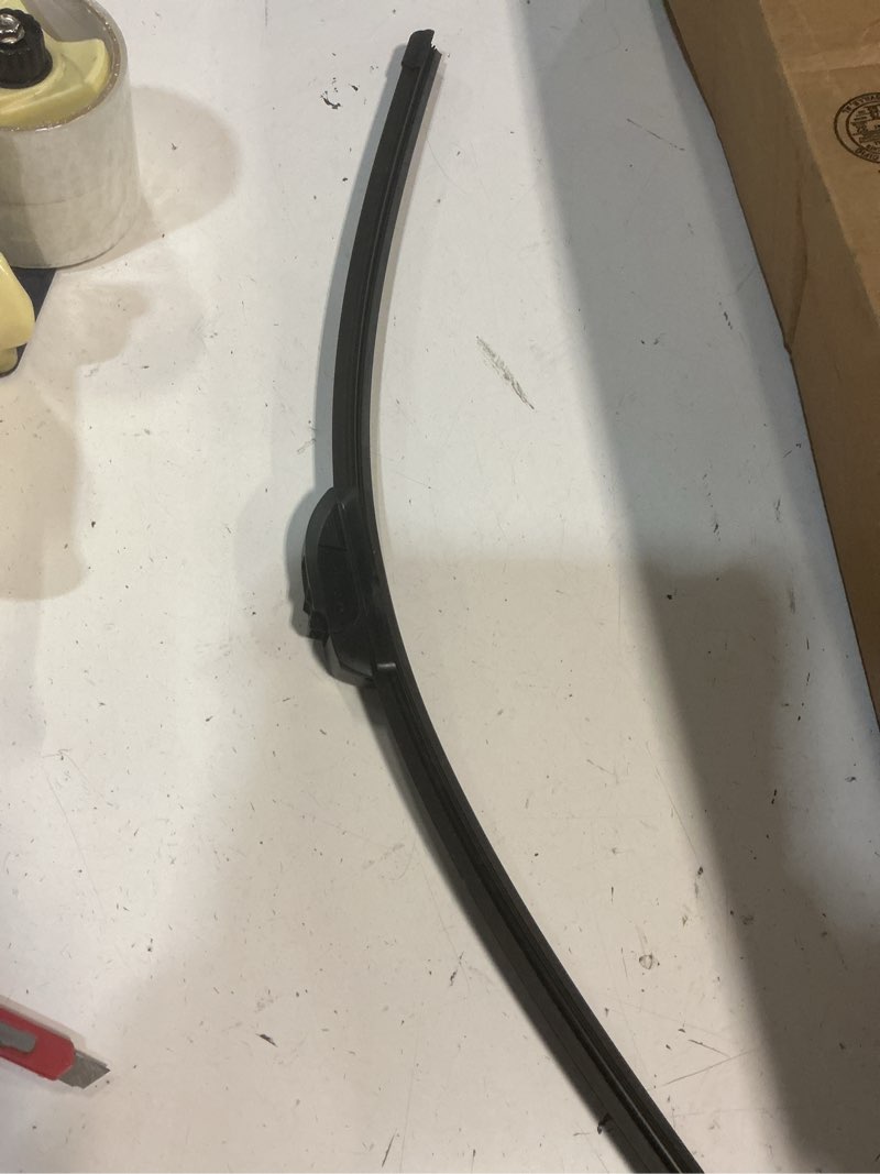 Condition photo showing As Is for (only 1) bosch 26a16a icon beam wiper blades - driver and passenger side - set of 2 blades (26a & 16a)