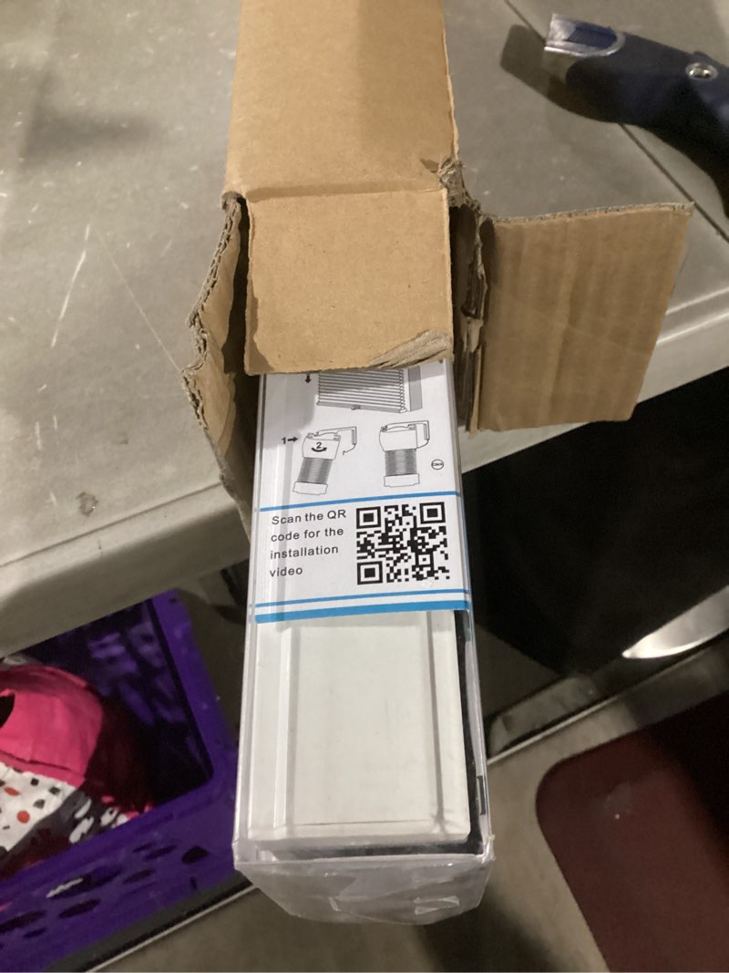 Condition photo showing Good Condition for MYshade 1.5-Inch Cellular Cordless Blackout Shades,Thermal Insulating Noise Reducing Waterproof Blinds,Honeycomb Window Treatments for Indoor Light Control (White-19 W x 36" H) White-blackout 19"W x 36"H