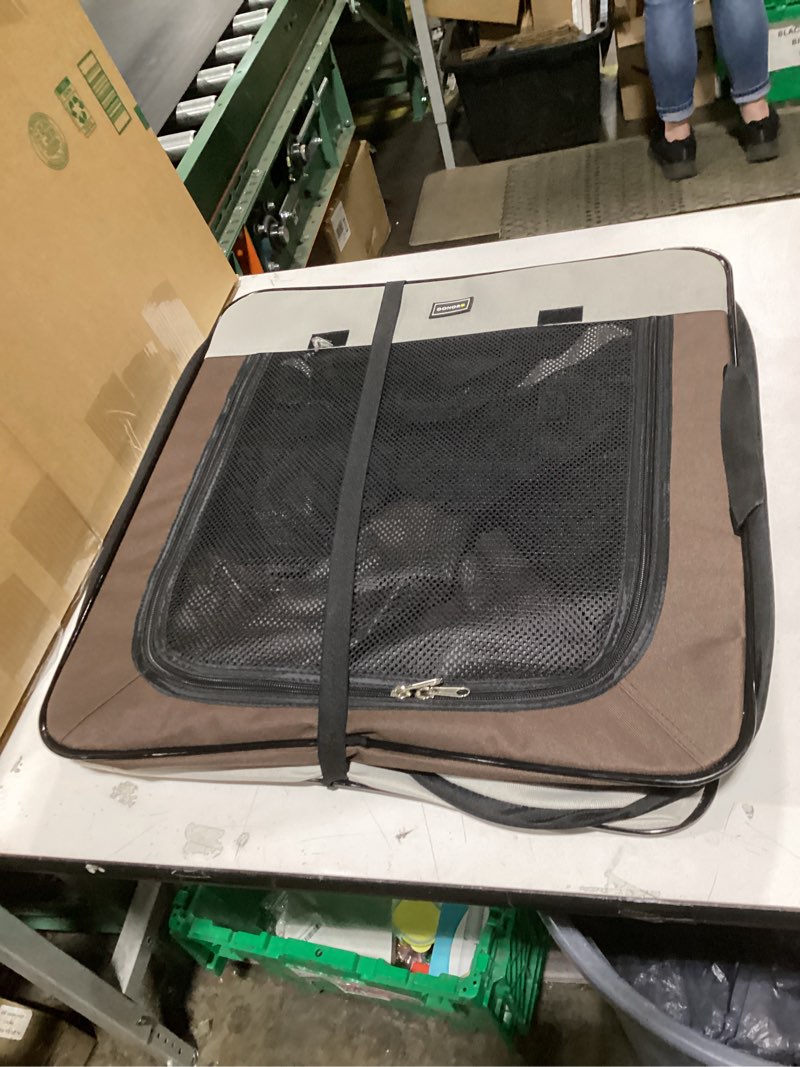 Condition photo showing New/Like New for donoro dog kennels and crates for medium dogs, portable pop up indoor pet cage with sturdy wire frame, collapsible travel crate soft sided cat bag escape proof (brown, 28.0" l x 18.0" w x 22.0" h) brown 28.0"l x 18.0"w x 22.0"h