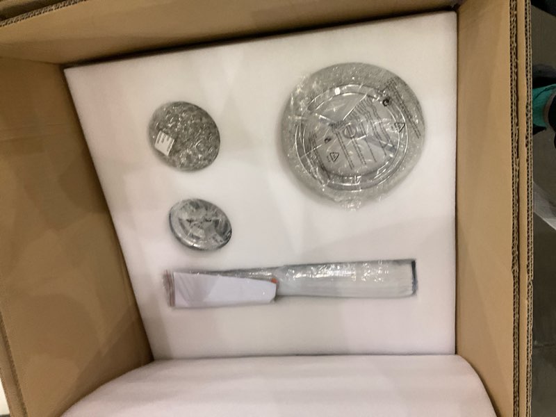 https://lotting-media.assets.bidfta.com/lotting_a12c5316-9cf1-4e33-9771-a79ea749a590