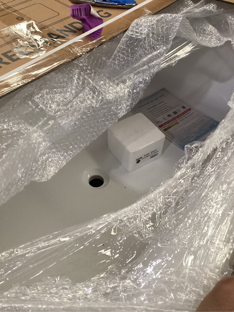 Condition photo showing New/Like New for woodbridge b0004-mb-drain &o bathtub, white