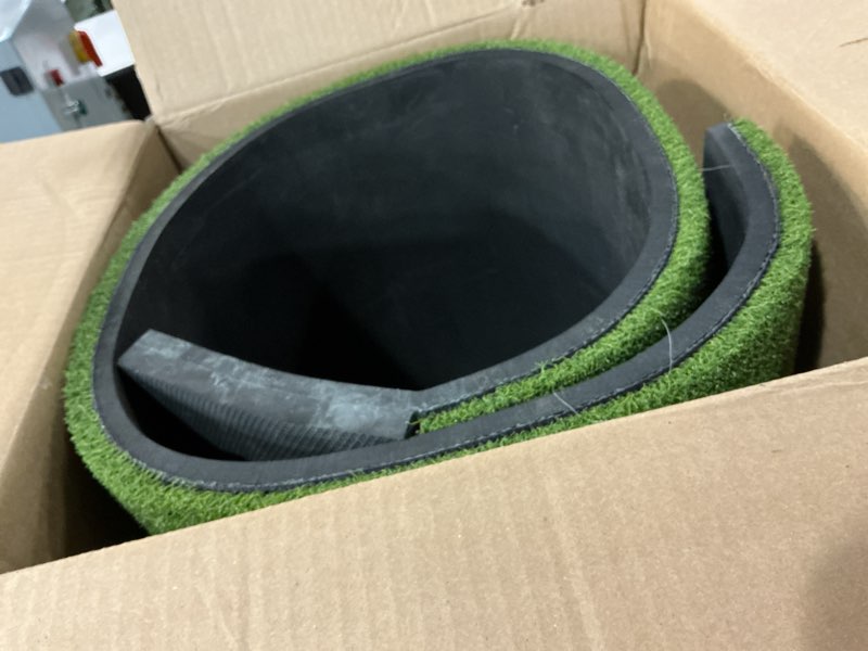 Condition photo showing Good Condition for Integrated 5x4ft 6x4ft & 6x5ft 26mm-31mm Golf Mat with Ball Tray, Thickening Golf Mats Practice Outdoor & Indoor Artificial Turf Matt with 3 Tees 5 x 4 ft, 1.02 in (Large)