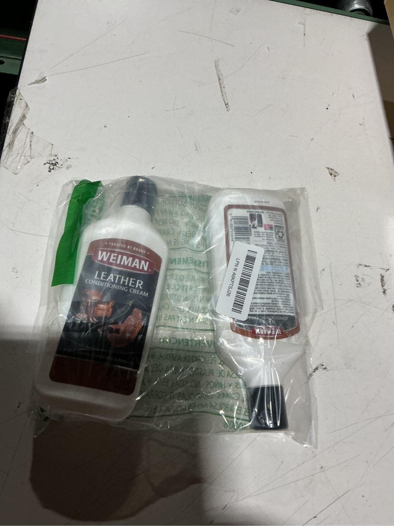 Condition photo showing Good Condition for Weiman 3 in 1 Deep Leather Conditioner Cream (2 Pack) - Restores Leather Surfaces - Use on Leather Furniture, Car Seats, Shoes, Bags, Jackets, Saddles 8 Fl Oz (Pack of 2)