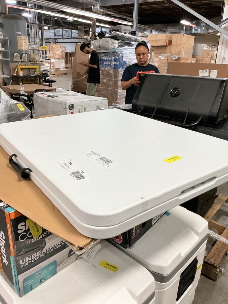 Condition photo showing Good Condition for cosco 6 foot premium folding table, white speckle