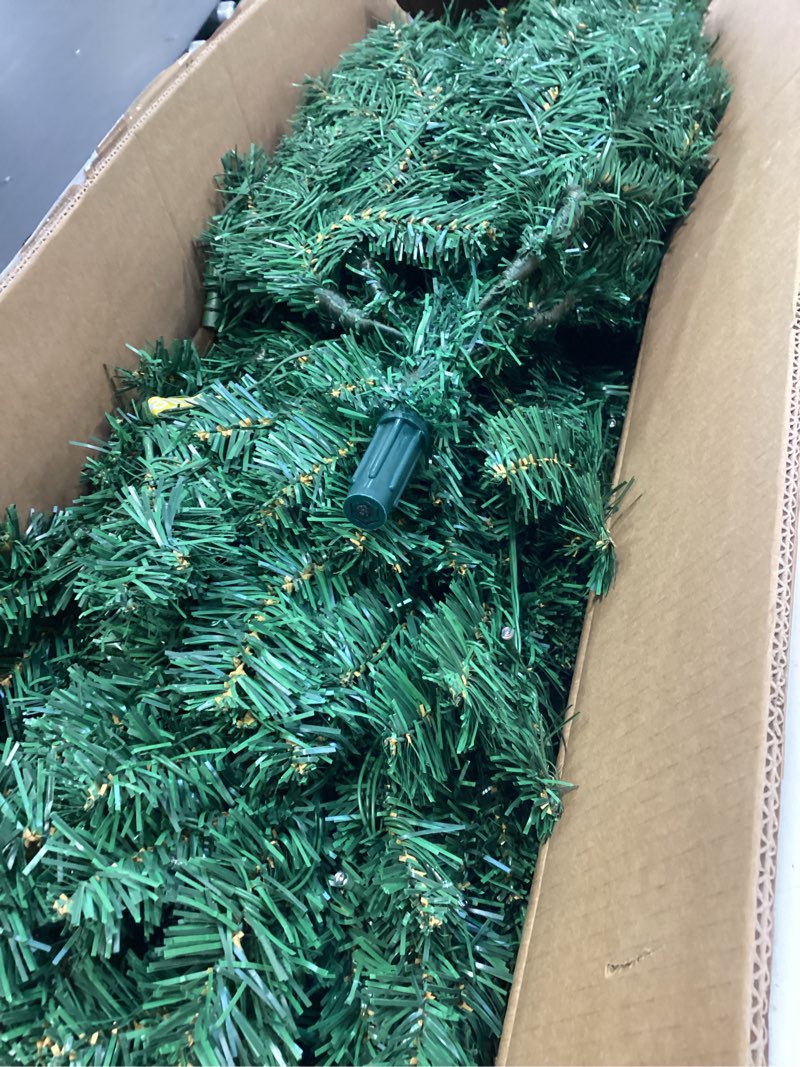Condition photo showing Good Condition for Prelit Christmas Tree 6ft with Remote Control, 8 Light-Modes Artificial Christmas Trees with Lights, Xmas Tree with 1000 Thick Branch Tips & 250 Lights, Easy Assembly Holiday Décor for Home 6 ft