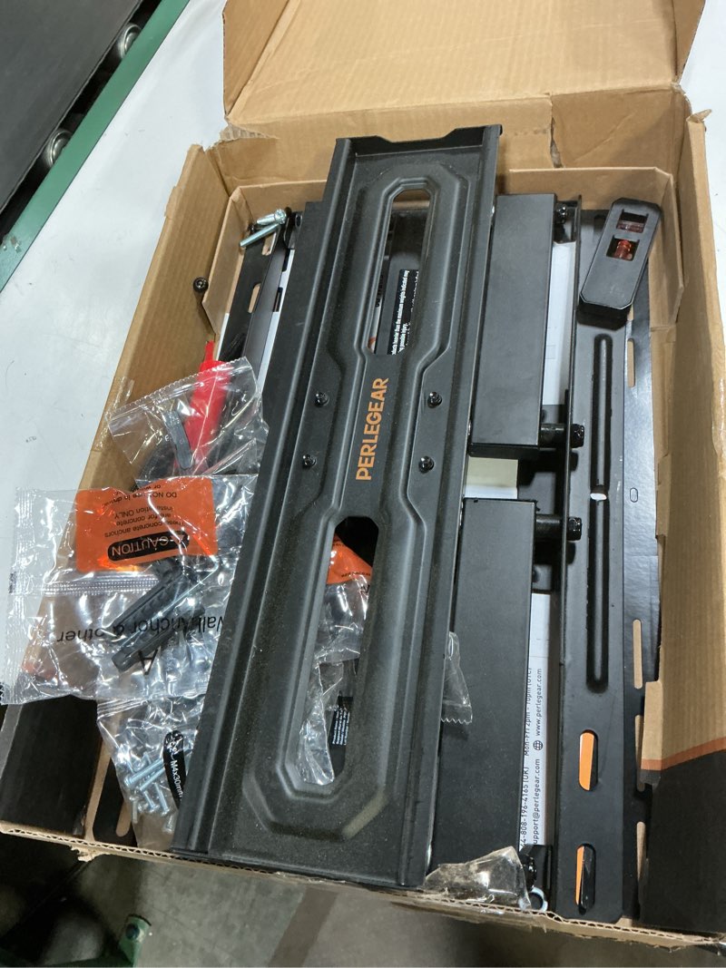 Condition photo showing Good Condition for perlegear ul listed full motion tv wall mount for 42-90 inch tvs up to 132 lbs, tv mount with dual articulating arms, tool-free tilt, swivel, extension, leveling, max vesa 600x400mm, 16" studs, pglf8. 42-90 inch full motion tv wall mount