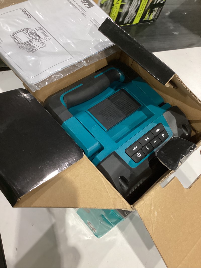 makita xrm08 18v lxtâ® / 12v max cxtâ® lithium-ion cordless bluetoothâ® job site speaker, tool only